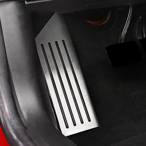 Image 4 - Copertura del pedale del poggiapiedi per accessori Tesla modello 3 protezione del freno dellacceleratore in alluminio protezione antiscivolo per merci modello3
