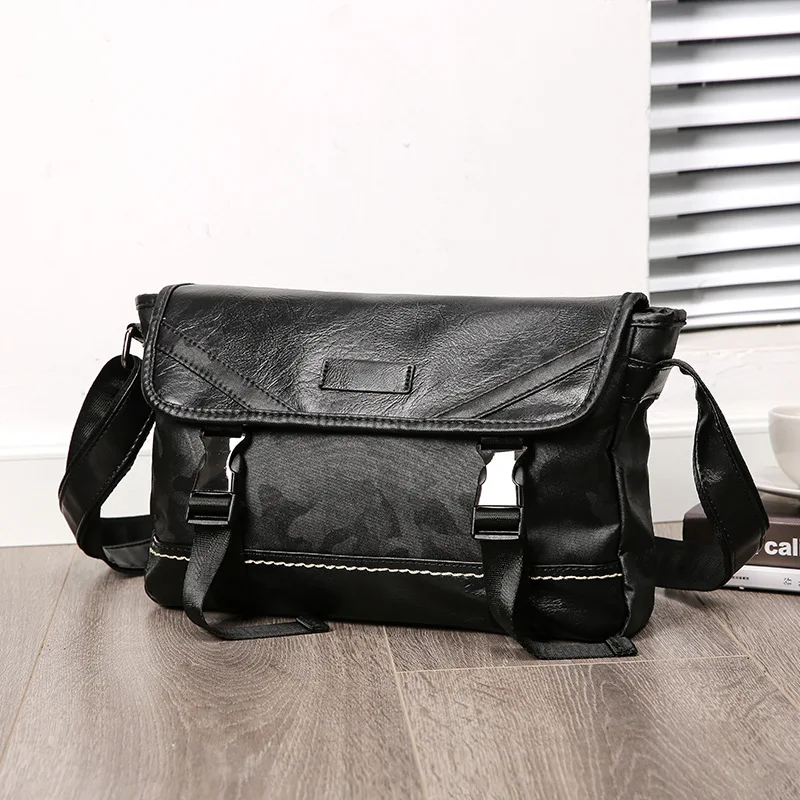 

New 2019 men's shoulder bag diagonal multi-function casual men's fashion trend Joker classic men