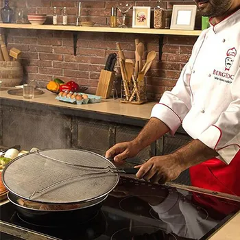 

Oil-Proof Splash Baffle Triangle Explosion-Proof Oil-Retaining Net Cover Cookware Can Filter Oil And Oil Kitchen Tools