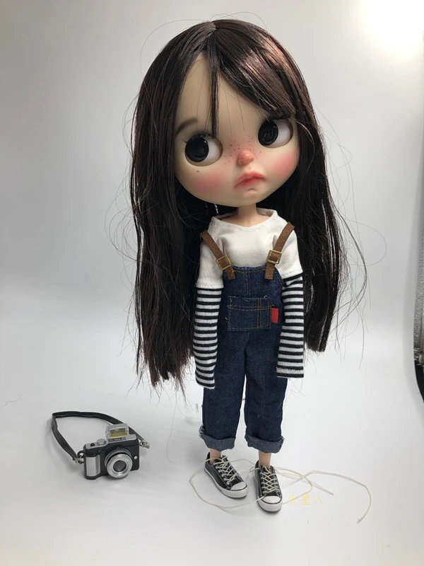 2 шт./компл., модный Джинсовый комплект Blyth Dolls, футболка в полоску+ джинсовый комбинезон для blyth, Azones, OB24 1/6, аксессуары для кукол