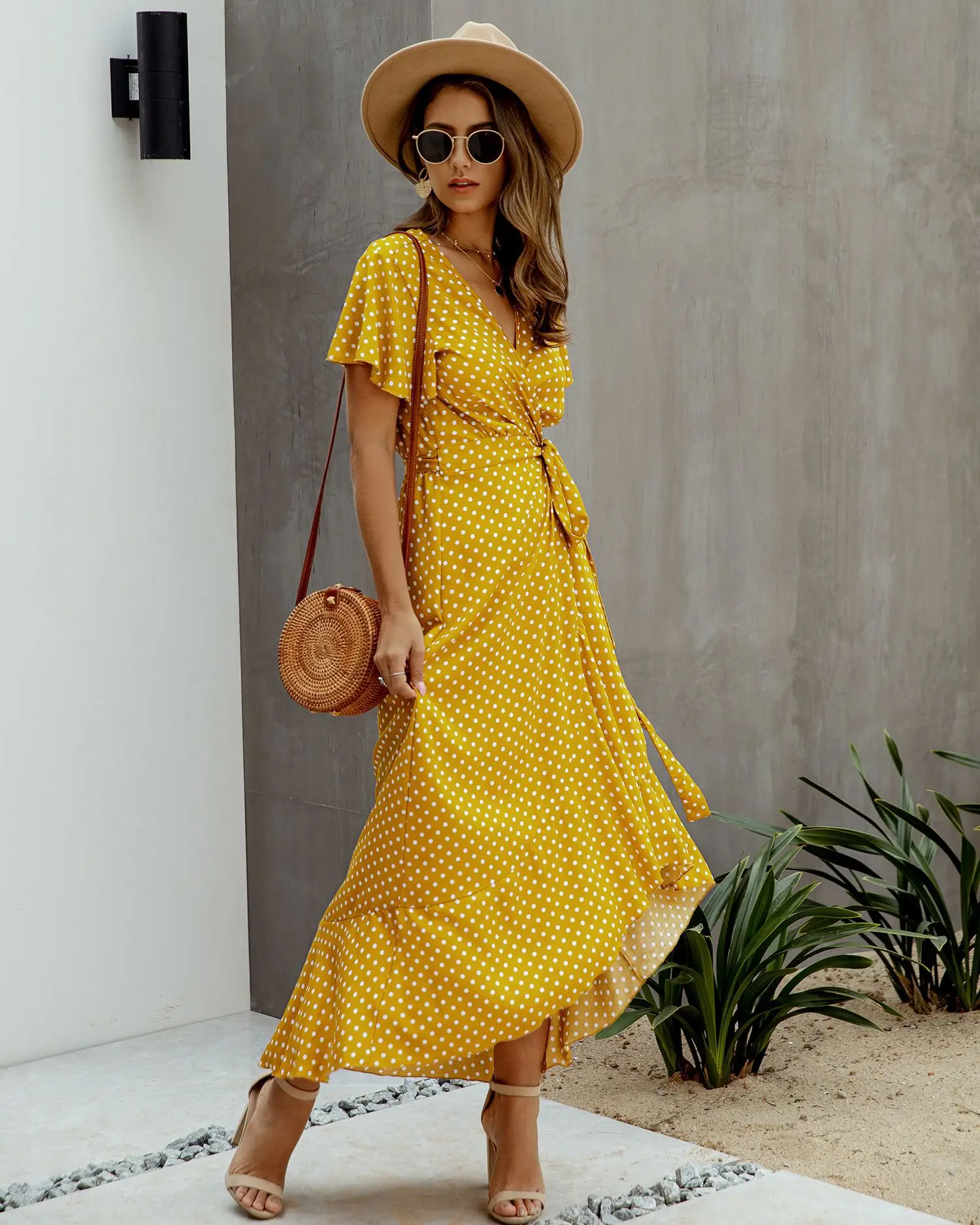 Summer Maxi Dress Women Polka Dot Sexy V Neck Ruffles Short Sleeve Holiday Long Beach Sundress Ladies Lace Up Wrap Party Dresses