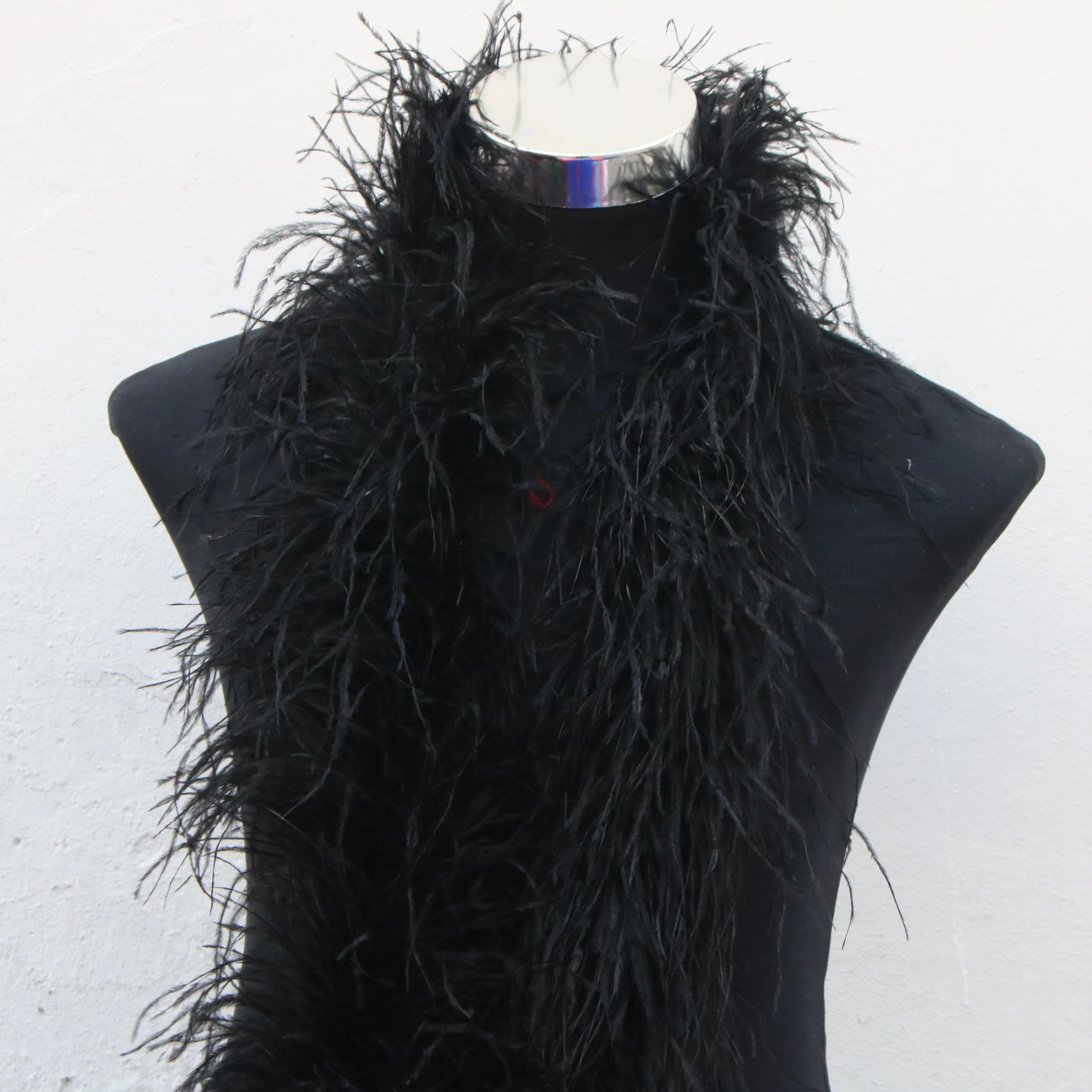 

6 Layer 2 Meters Black Fluffy Ostrich Feather Boa Trims Skirt Party Costume Ostrich Feathers For Crafts DIY Decorations Plumes