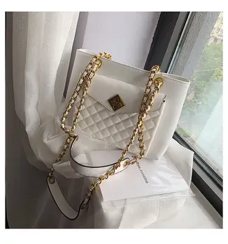 

Women's bag 2020 new fashion luxury Lingge chain bag fashion fashion One Shoulder Messenger Bag