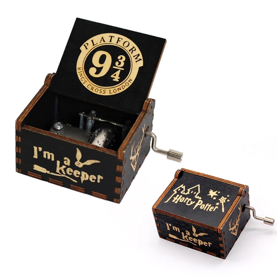 Christmas Gift Wholesale Anime Attack on Titan Music Box Queen Bohemian Rhapsody Hand Cranked Wooden Musical Birthday | Дом и сад