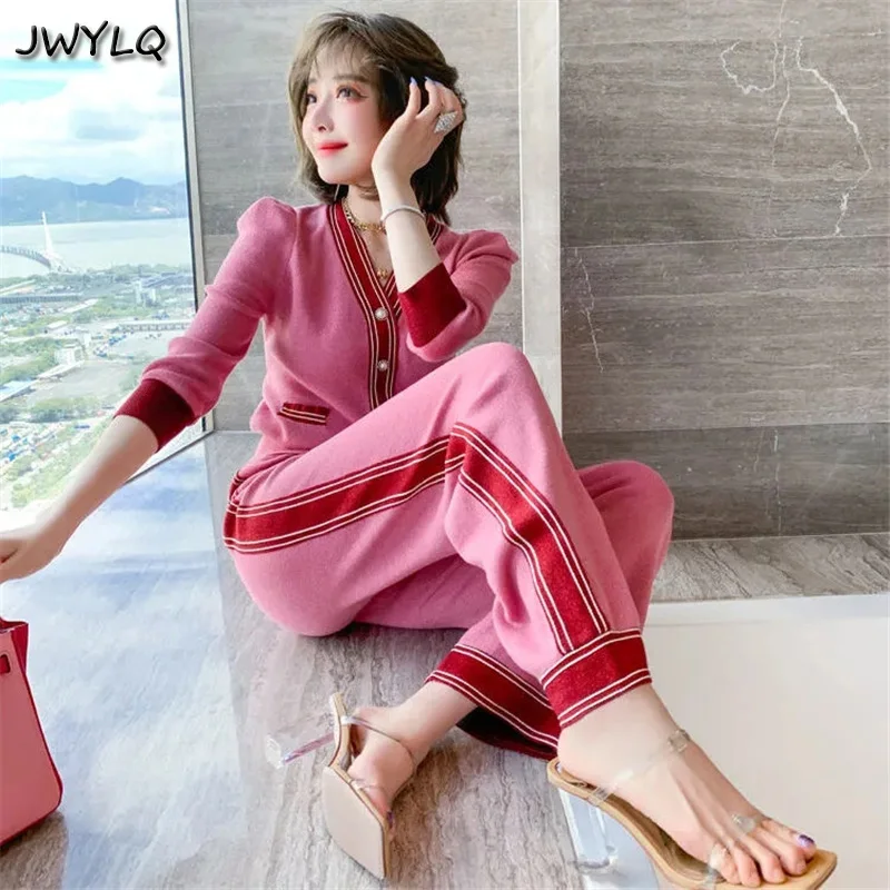 

Женский трикотажный комплект из 2 предметов, свитер с высоким воротом и широкие брюки с высокой талией