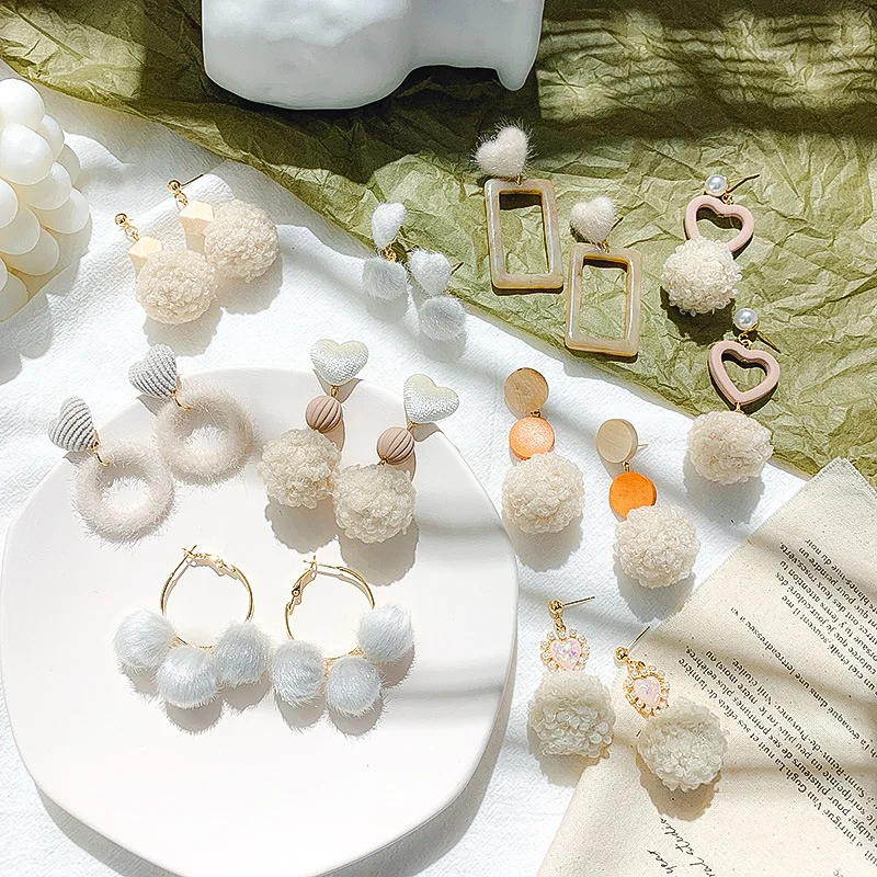 Модные геометрические женские меховые шаровые серьги для волос лампочка длинная