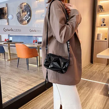 

Square Box Geometry Women's Crossbody Bag Designer Handbag PVC Striped Shoulder Messenger Bag Female Clutch Purse Mini Suitcase