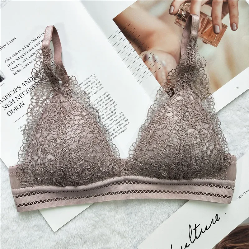 Women Thin Bras French Style Bralette Lace Wireless Triangle Cup Women Lingerie Soft Bra Seamless Underwear Deep V Lingerie