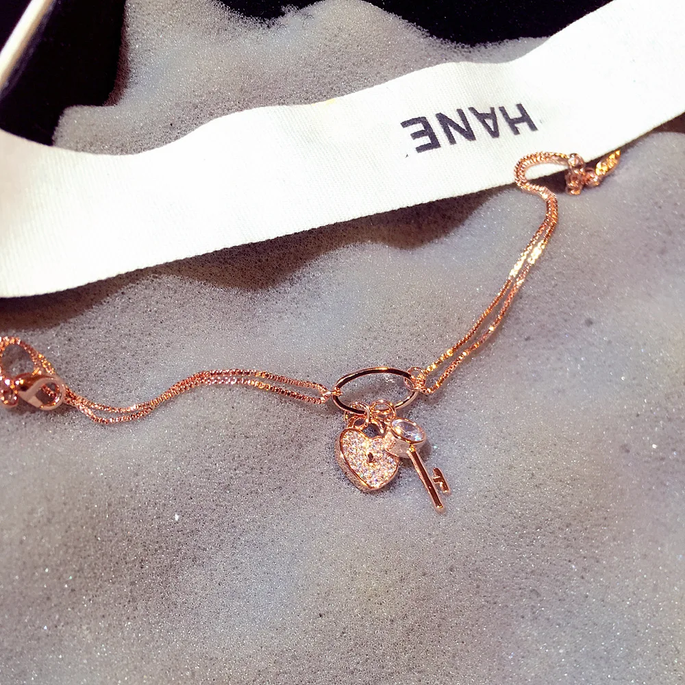 Korean Fashion Exquisite Luxury Lady Bracelets Buckle AAA Top