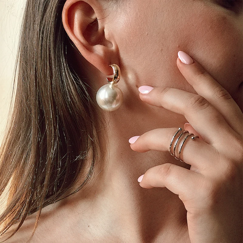 Korean Oversized Pearl Drop Earrings for Women Bohemian Golden Round Pearl Wedding Earrings Jewelry