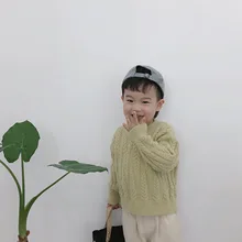 Осень-зима ; модные однотонные свитеры для мальчиков и девочек; Детский Теплый мягкий свитер с круглым воротником