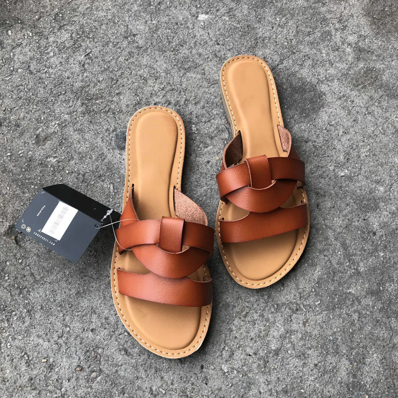 Soft Leather Surround Flat with Open Toe Casual Slides Non-slip Women's Slippers Outside Beach Solid Color Cool Shoes for Summer
