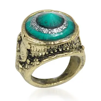 

Vintage Green Golore Bronze Tone Ring