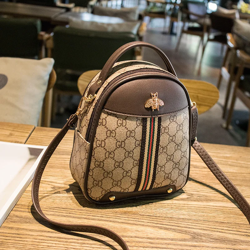 

2020 Women's Luxury Handbag Women's Single Shoulder Bag Slant Straddle Bag New Double Shoulder Bag Fashion Retro Cross Body Bag