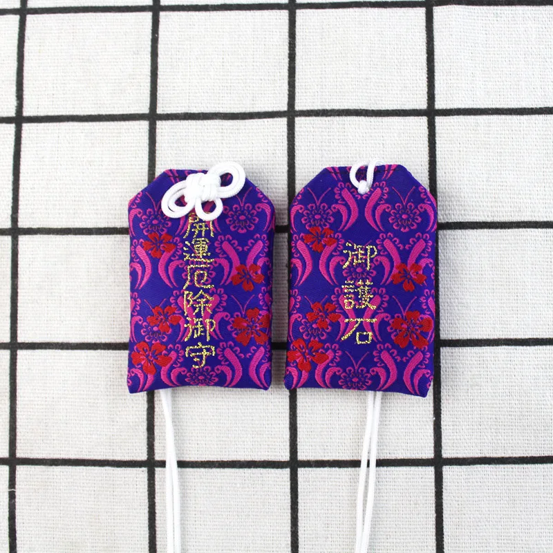 10 шт./компл. Omamori клубника вина удачи Фортуна Кулон хороший подарок - Цвет: see chart