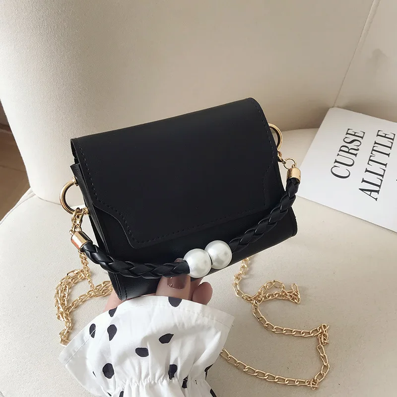 

The new small bag summer new fashion Korean version of the wild 2020 single shoulder messenger retro small square bag