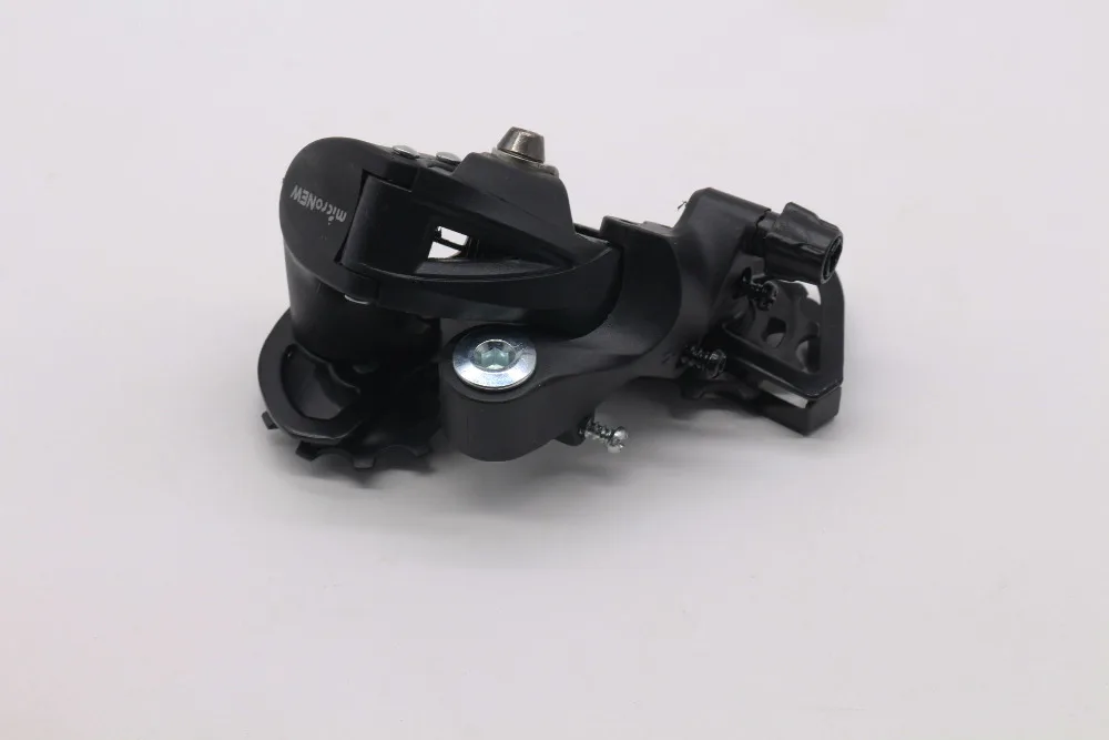 Hce1db06018d5419da6e3fdd74d3819d94