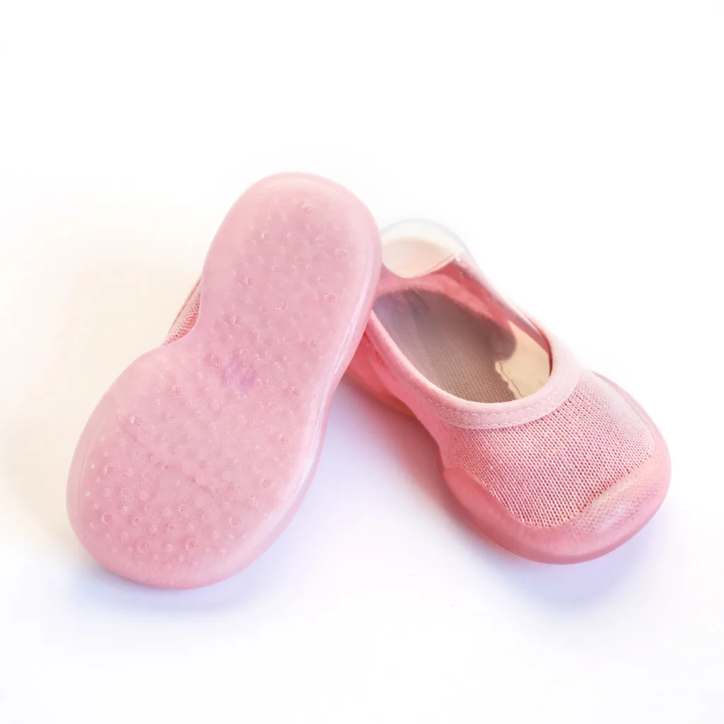 Модные однотонные носки на мягкой резиновой подошве для новорожденных девочек, носки-тапочки нескользящая обувь для малышей