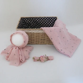 

4Pcs Newborn Set For Photography Wrap Hat Pillow Tieback Baby Photo Props Newbon Posing Pillow Lace Hat Photography Props