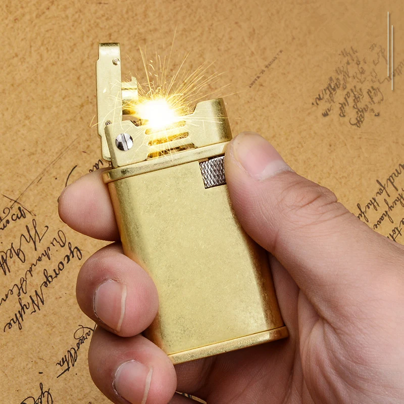  Retro Trench Copper Flint Lighter Brass Metal Men Gadgets Kerosene Oil Gasoline Lighter Gas Grindin
