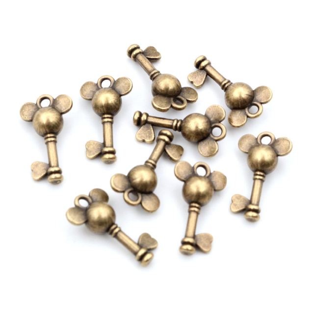 Charms Cute Most Key 19x12mm Antique Silver Plated Bronze Gold Pendant fit Vintage Tibetan Findings for Jewelry Making