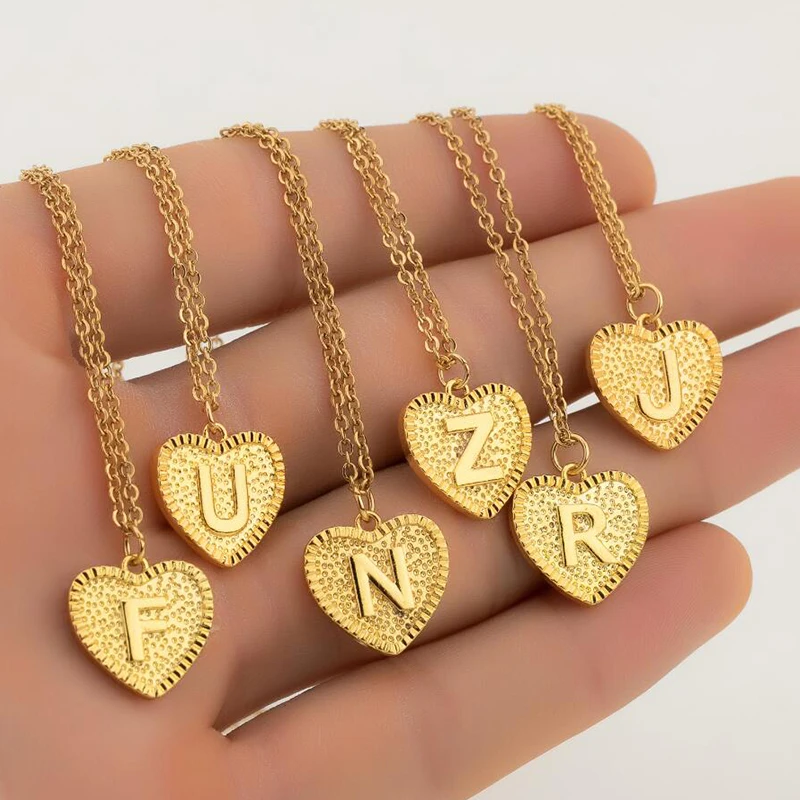 Personalize A-Z Alphabet Necklaces Tiny Heart Initial Necklace Pendant for Women Girls Everyday Jewelry Letter Collier Best Gift