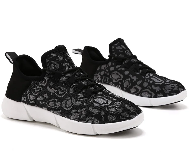 New Black Fashion USB Charger Glowing Light up Sneakers Led Children Lighting Shoes Boys Girls illuminated Luminous Sneaker