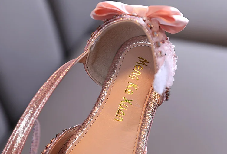 18642263114_365785646