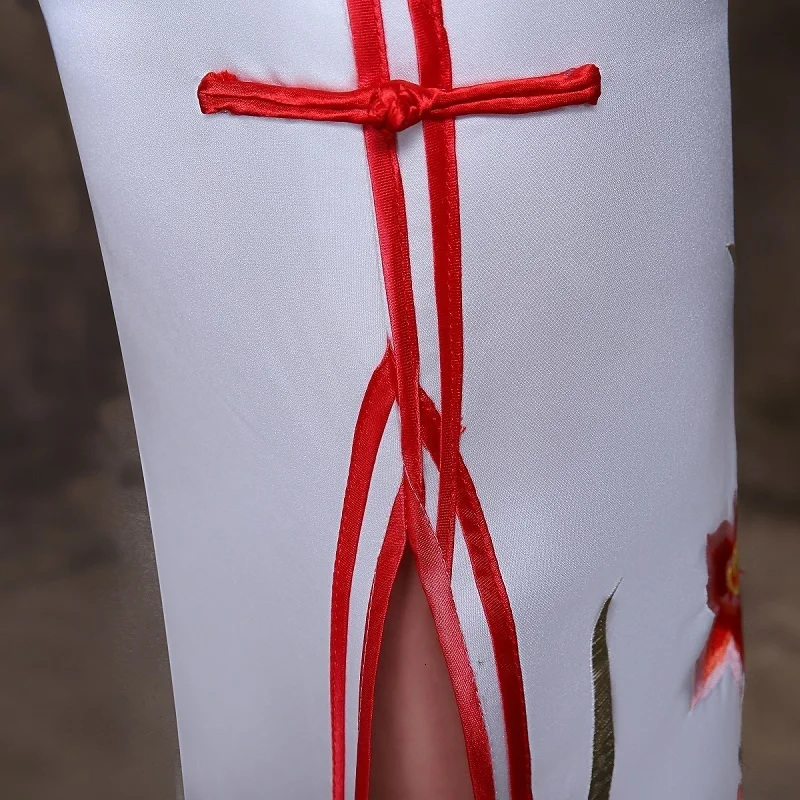 Вышивка Cheongsam длинное Ципао женское китайское традиционное платье Восточный стиль платья ретро халат Китайский магазин одежды
