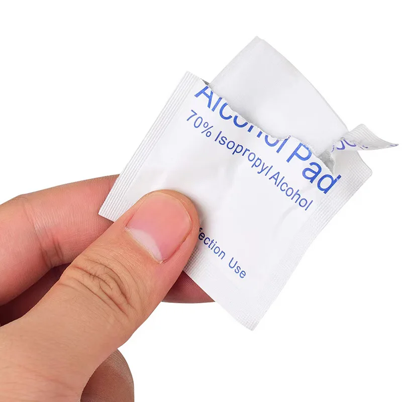 100 Pcs Alcohol Wet Wipe Disposable Disinfection Prep Swap Pad Antiseptic Skin Cleaning Care Jewelry Mobile Phone Clean Wipe