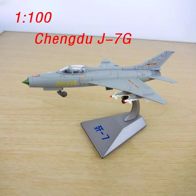 Amazon.co.jp: 軍用戦闘機合金ダイキャストモデル、1/72スケール