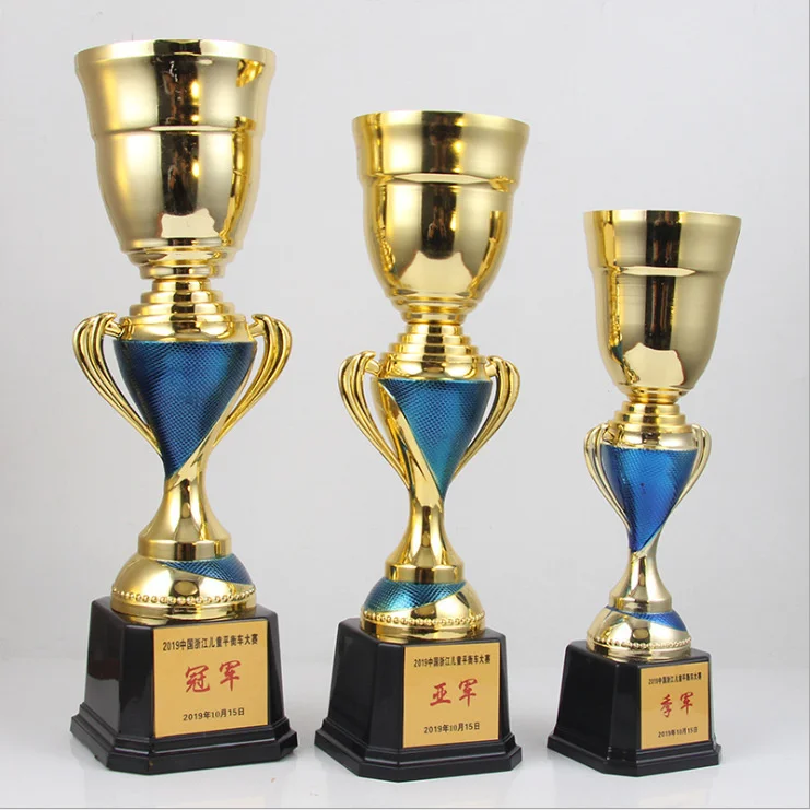 Free Stars Trophy Cup Golden Plating Award Trophies Competition Sports Game Winner Souvenir Toys Trofeos Honor Award