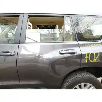 

LEFT REAR DOOR TOYOTA LAND CRUISER (J15)