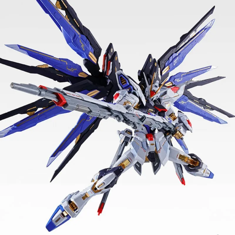 mc-metal-build-strike-freedom-gundam-mb-limited-ver-800x800