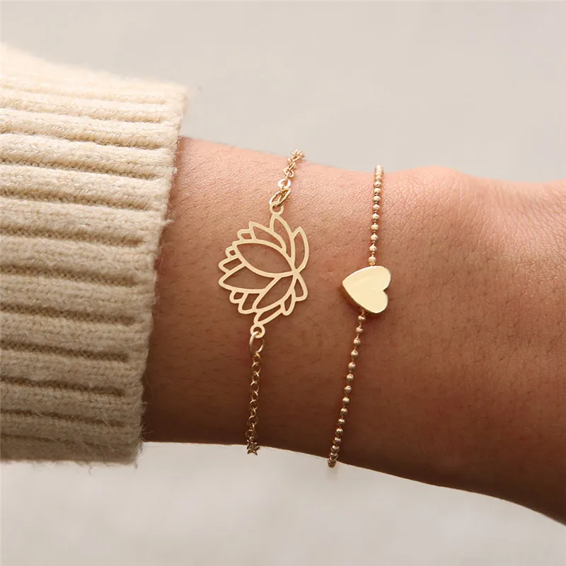 

2PCs/set Vintage Gold-color Lotus Bracelets Set Heart Charm Boho Bangles for Women Wrist Chain Bracelets Fashion Jewelry
