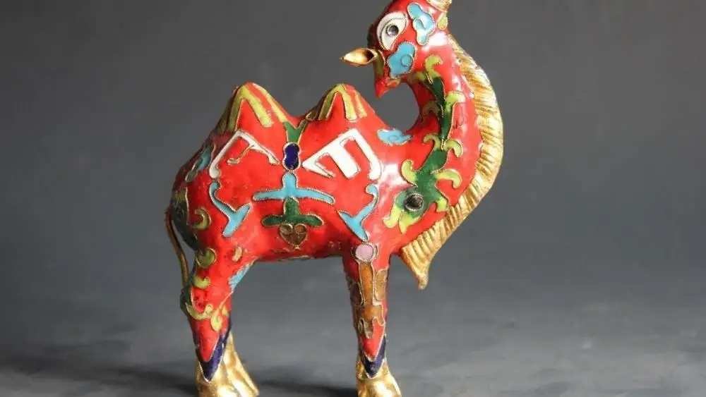 6 Китайский Королевский Бронза Медь cloisonne Эмаль позолоченный счастливый красный лама Статуэтка медный верблюд