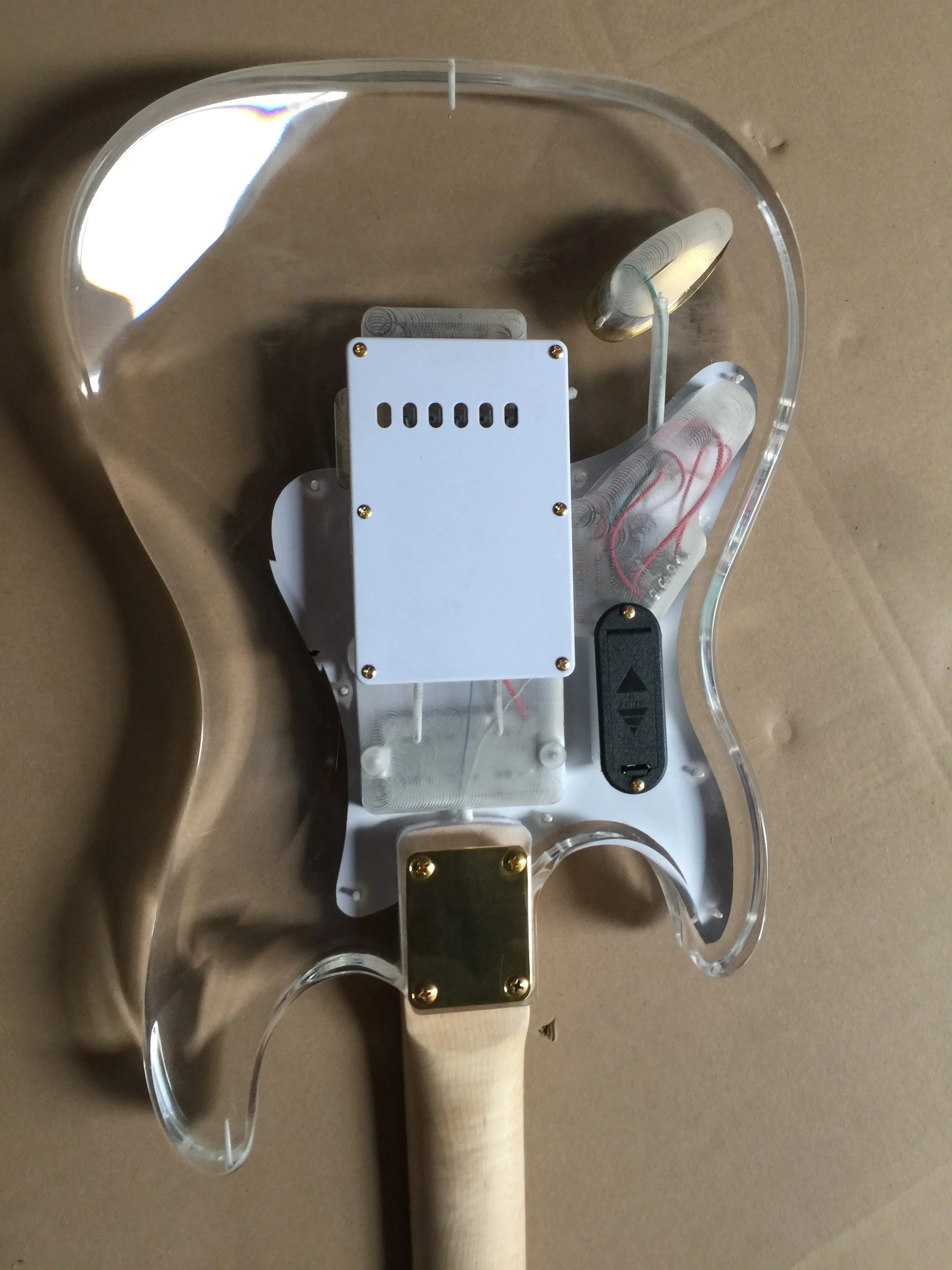 

Electric Guitar/Acrylic Gold Hardware High Quality Guitar/Anmiyue Customizable Chinese Electric Guitar