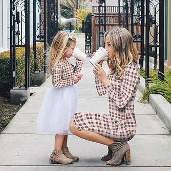 

New Mother Daughter Dresses Spring Matching Outfits Moms and Girls Clothes Plaid Family Dress Mother Daughter Matching Clothes