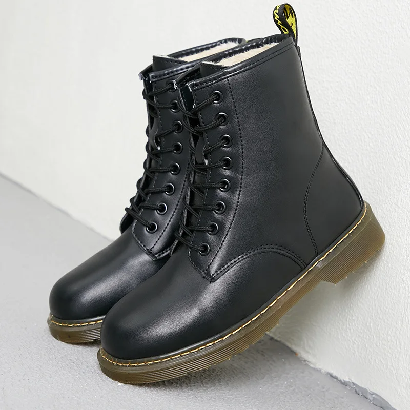 

Winter Motorcycle Boots plus Cotton Women's Singles in Versatile Casual Flat Warm Online Celebrity Lace-up Martin Boots Women's