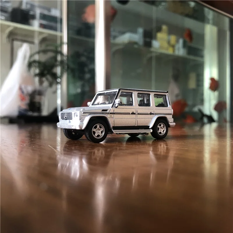 1: 64 Mercedes G 55 Am G большая модель легкосплавного автомобиля длиной около 7 сантиметров