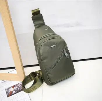 

YILUNXI Simple personality man shoulder bag Multifunctional male chest bag Waterproof and wear-resistant nylon chest pack Green