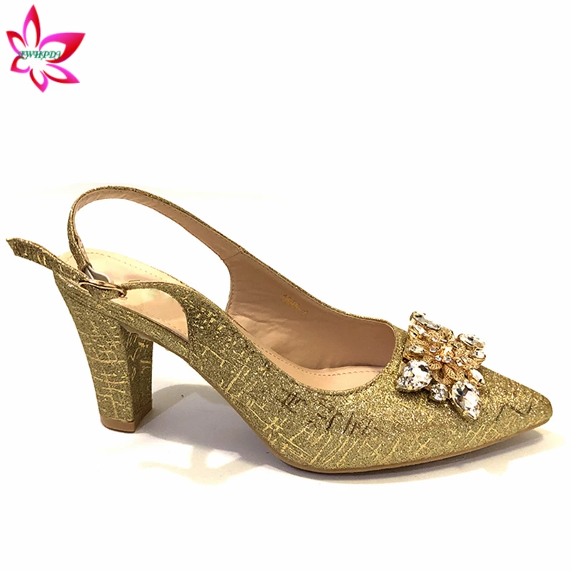 Босоножки женские свадебные с острым носком элегантные туфли в итальянском