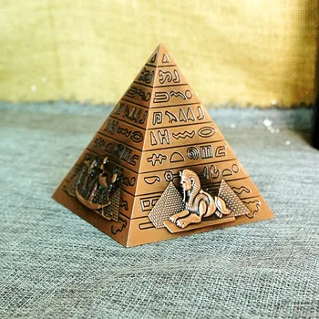 

Pyramids Statue Egyptian Pyramid Model World Miracle Study Room Wine Cabinet Retro Buildings Desktop Decoration Tourist Souvenir