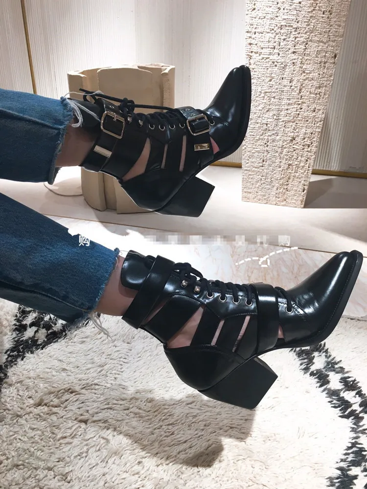 Bota feminina/Черные ботильоны для женщин; непромокаемые ботинки на шнуровке с острым носком в стиле панк; женская обувь; модные ковбойские ботинки; дизайнерские женские обуви