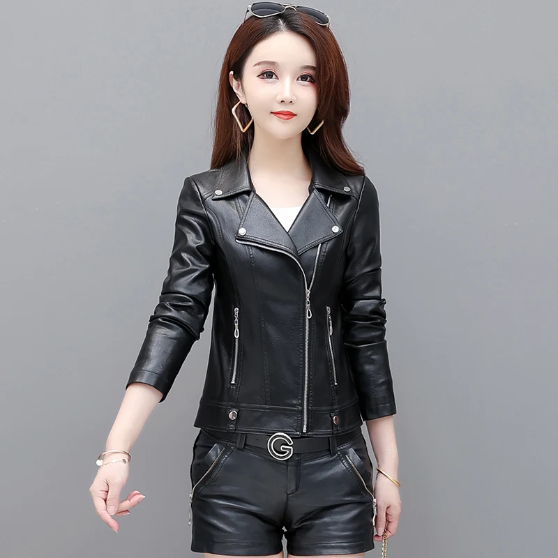 Рисунок 5 - Женская короткая куртка из искусственной кожи