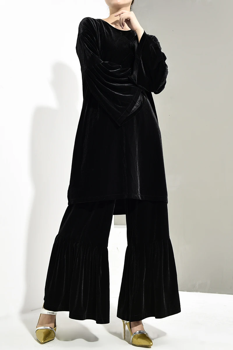 [EAM] New Spring Autumn Round Neck Long Sleeve Black Velevt Loose Wide Leg Pants Two Piece Suit Women Fashion Tide JY9040
