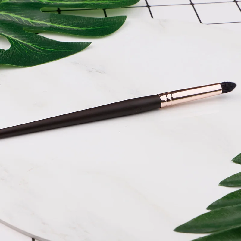 1pc Goat Hair Tapered Crease Blending Makeup Brushes Smudge Eye Shadwo Nose Highlight Mekeup Brush Cosmetic Make Up Tools