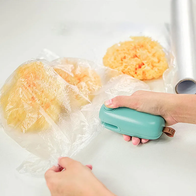 2 In 1 Mini Handheld Vacuum Sealer for Home Office Travel Small Portable Food Packaging Bag Food Storage Resealer Kitchen Tools