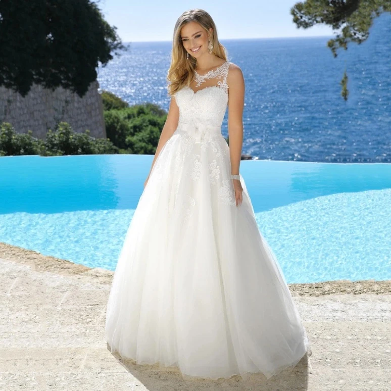 

Cheap A Line Summer Beach Boho A-Line Wedding Dresses Applique Lace Flowers Tulle Floor Length Custom Made Bridal Gowns