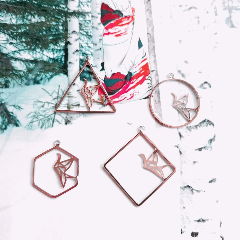 Японский и южнокорейский геометрический полый бумажный кран с медным покрытием